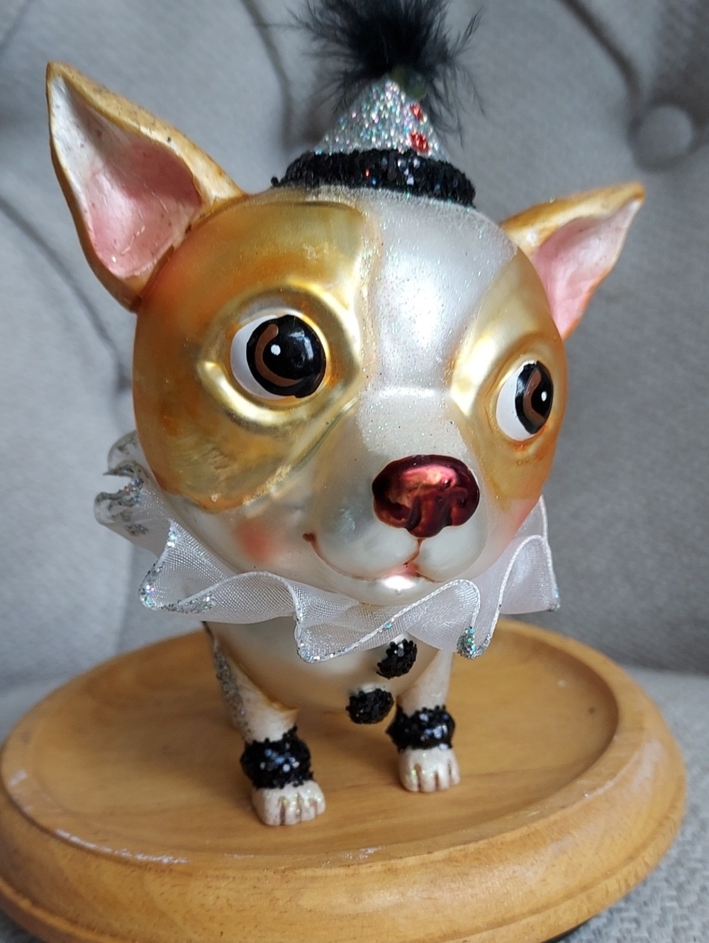 Robert Stanley Blown Glass Chihuahua Clown Christmas Ornament - Picture 3 of 12